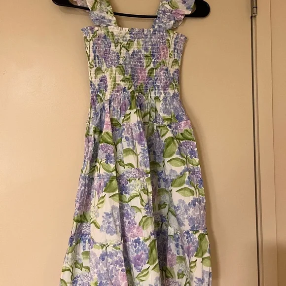 Hill House tiny Ellie Mrs. Alice hydrangea dress size 11-12y - Picture 2 of 2